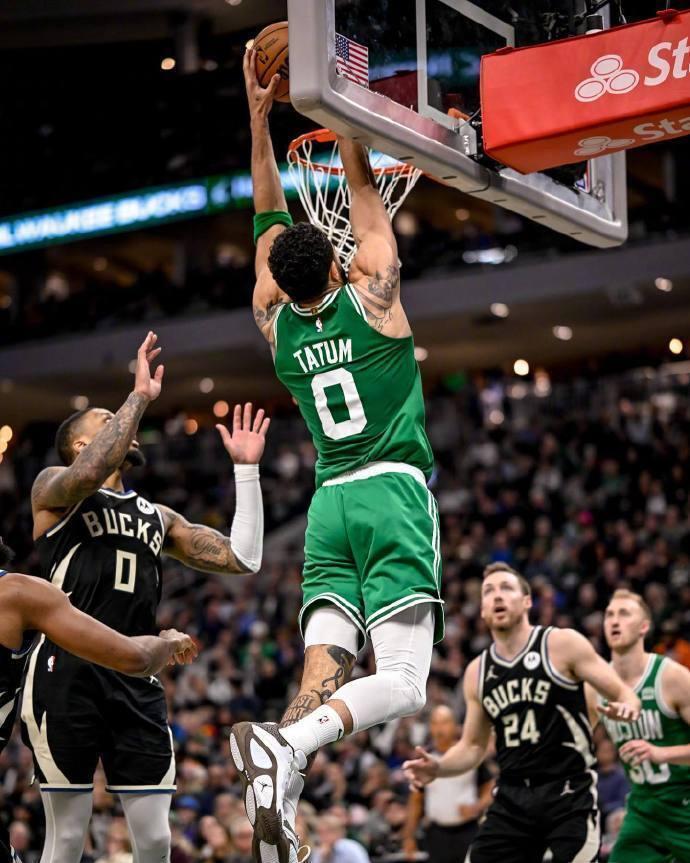 九游体育-塔图姆在快船比赛中势不可挡,挺进下一轮引发热议!的简单介绍