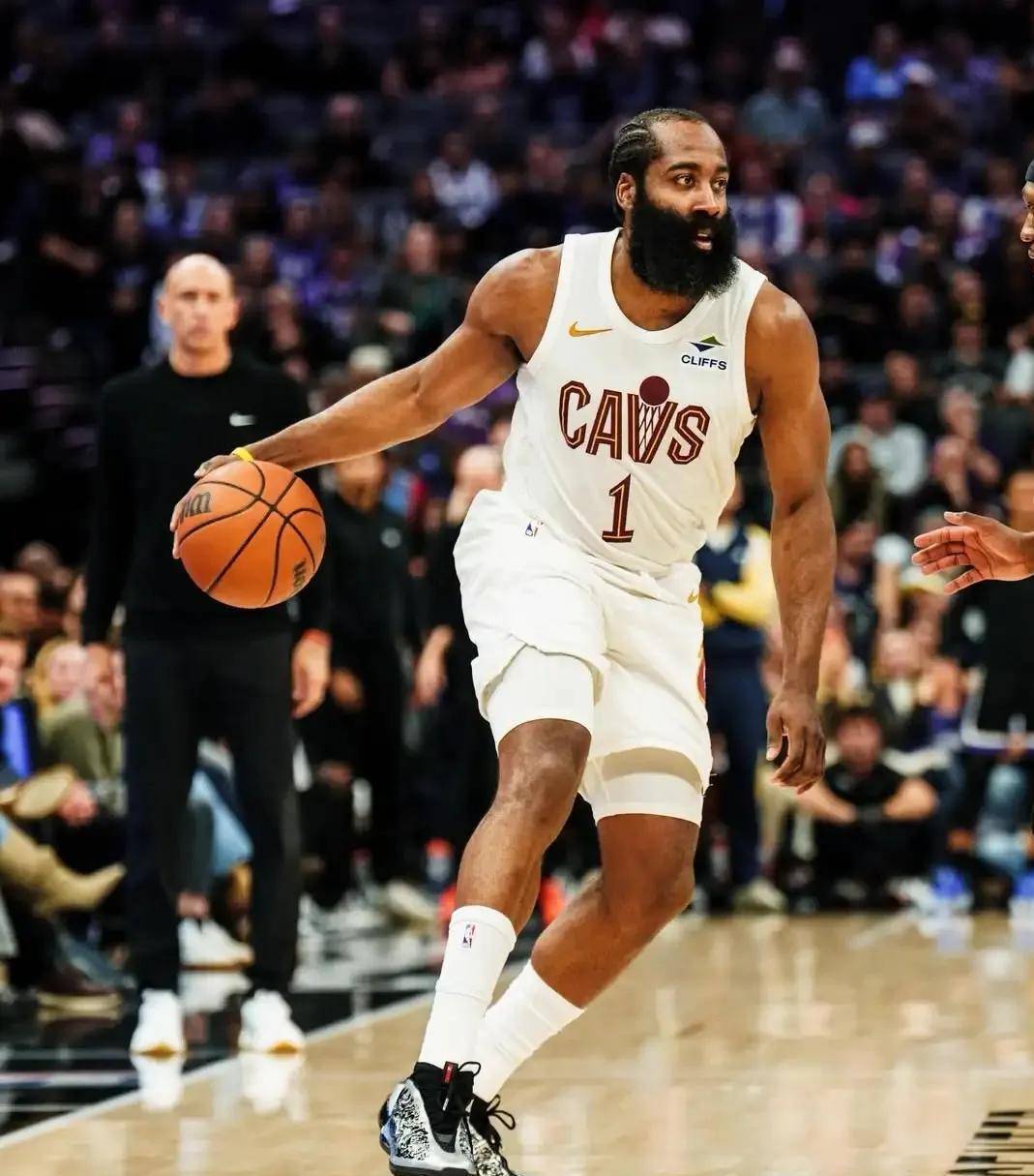 JIUYOU-哈登连续十二场比赛得分超过赛事规则更新，日本队挑战极限！的简单介绍